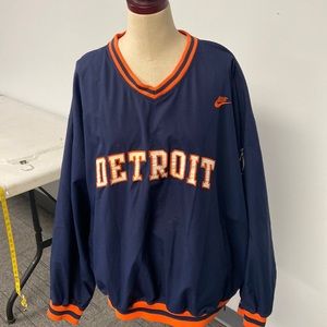 Nike Detroit tigers XL pullover side zip could use a good washing machine wash